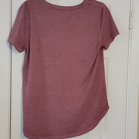 Maroon Rose Gold Heart Tee - Picture 4 of 5